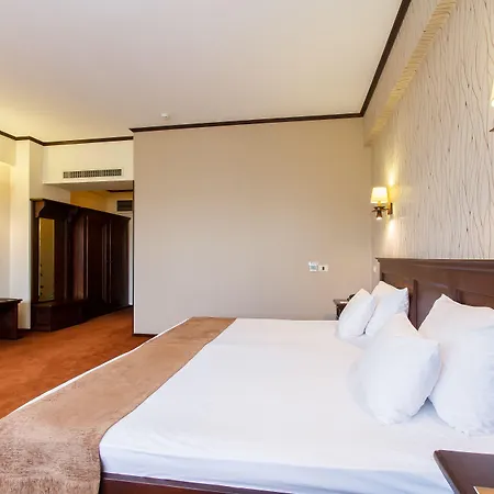 International Centre 4*