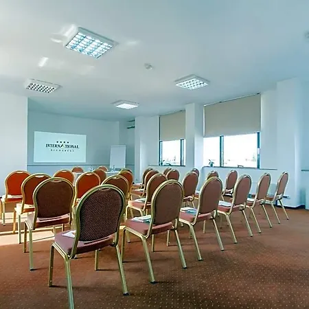 إنترناشيونال سيتي سنتر فندق 4*