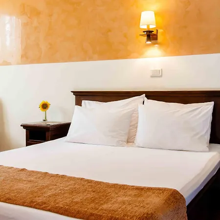 International Centre Hotel 4*