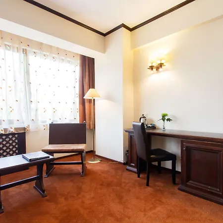 Ξενοδοχείο International Centre 4*